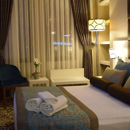Hotel Taksim Line 4*