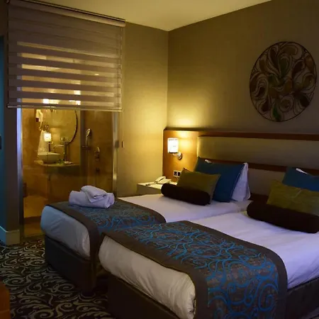 Hotel Taksim Line 4*
