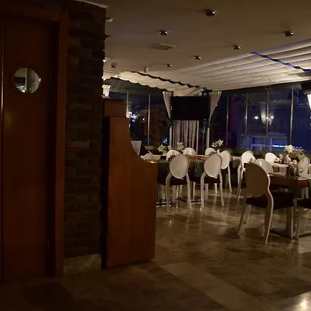 タクシム ライン 4* イスタンブール