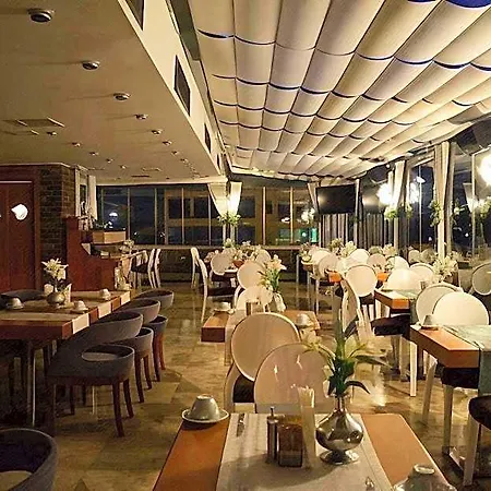 Hotel Taksim Line 4*