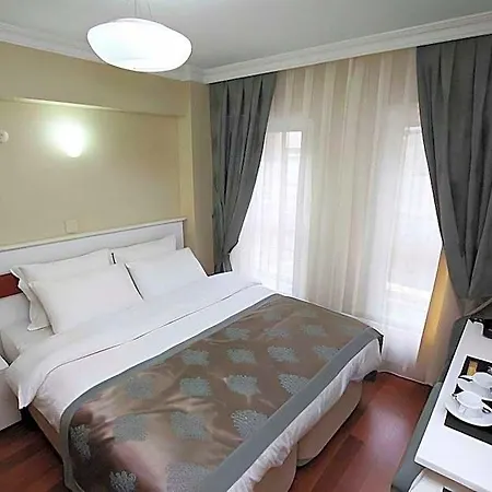 Taksim Line Hotel