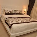 Taksim Line Hotel