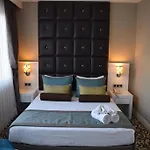 Taksim Line Hotel