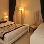 Taksim Line Hotel